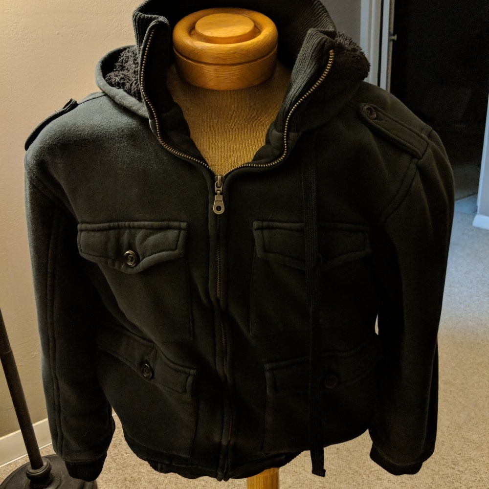 Men's Champion Sports Gear Large Black Jacket